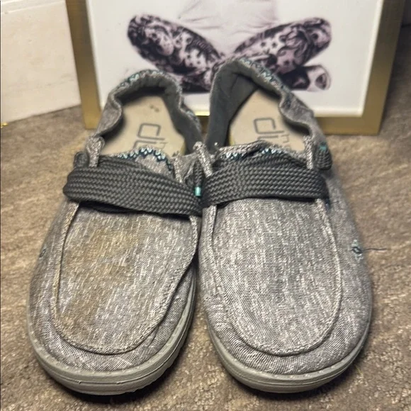 Hey Dude Gray Loafers - Picture 5 of 5